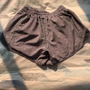 grey lululemon hotty hot shorts